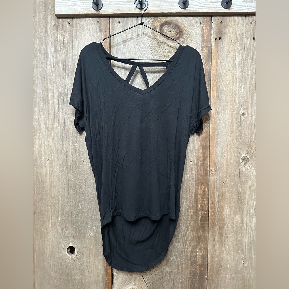 NWOT Express One Eleven Drapey Back High Low Top in Black Size small